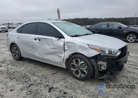 2021 Kia Forte Fe из США, поврежденный, VIN 3KPF24AD2ME345539